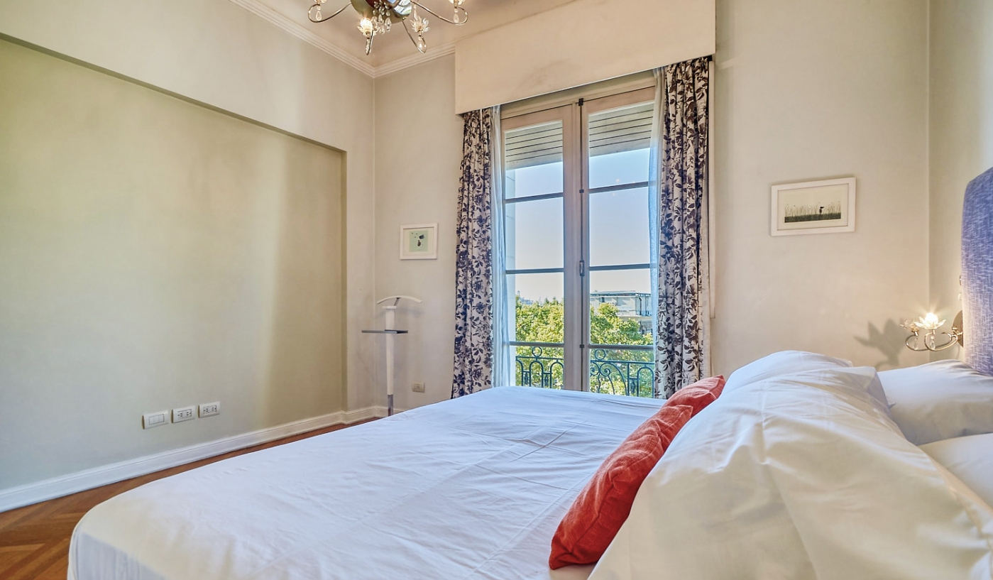 Impressive Five Bedroom Apartment in Chic Recoleta