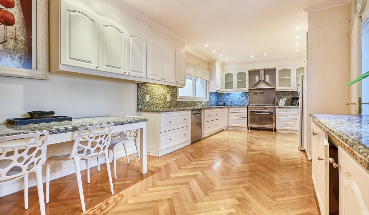 Impressive Five Bedroom Apartment in Chic Recoleta