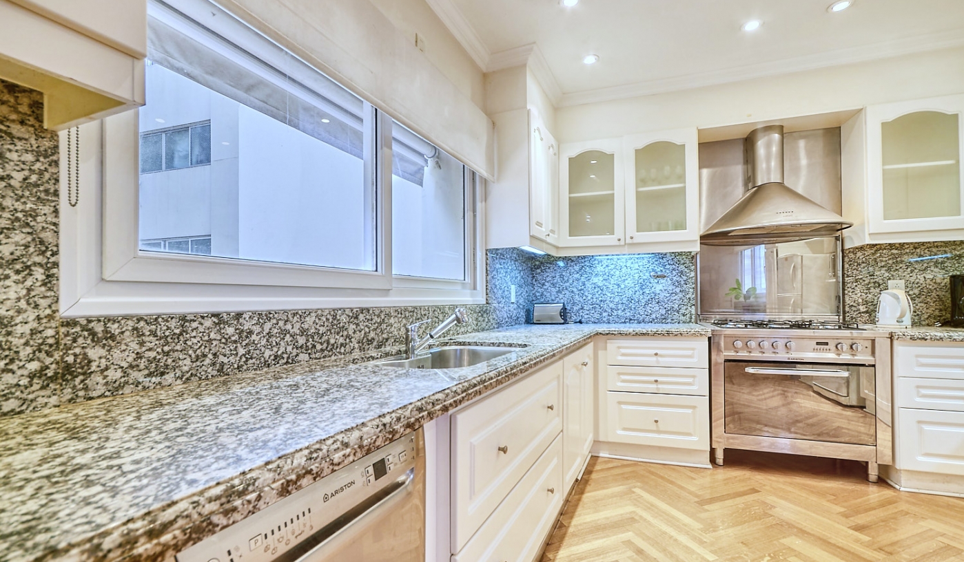 Impressive Five Bedroom Apartment in Chic Recoleta