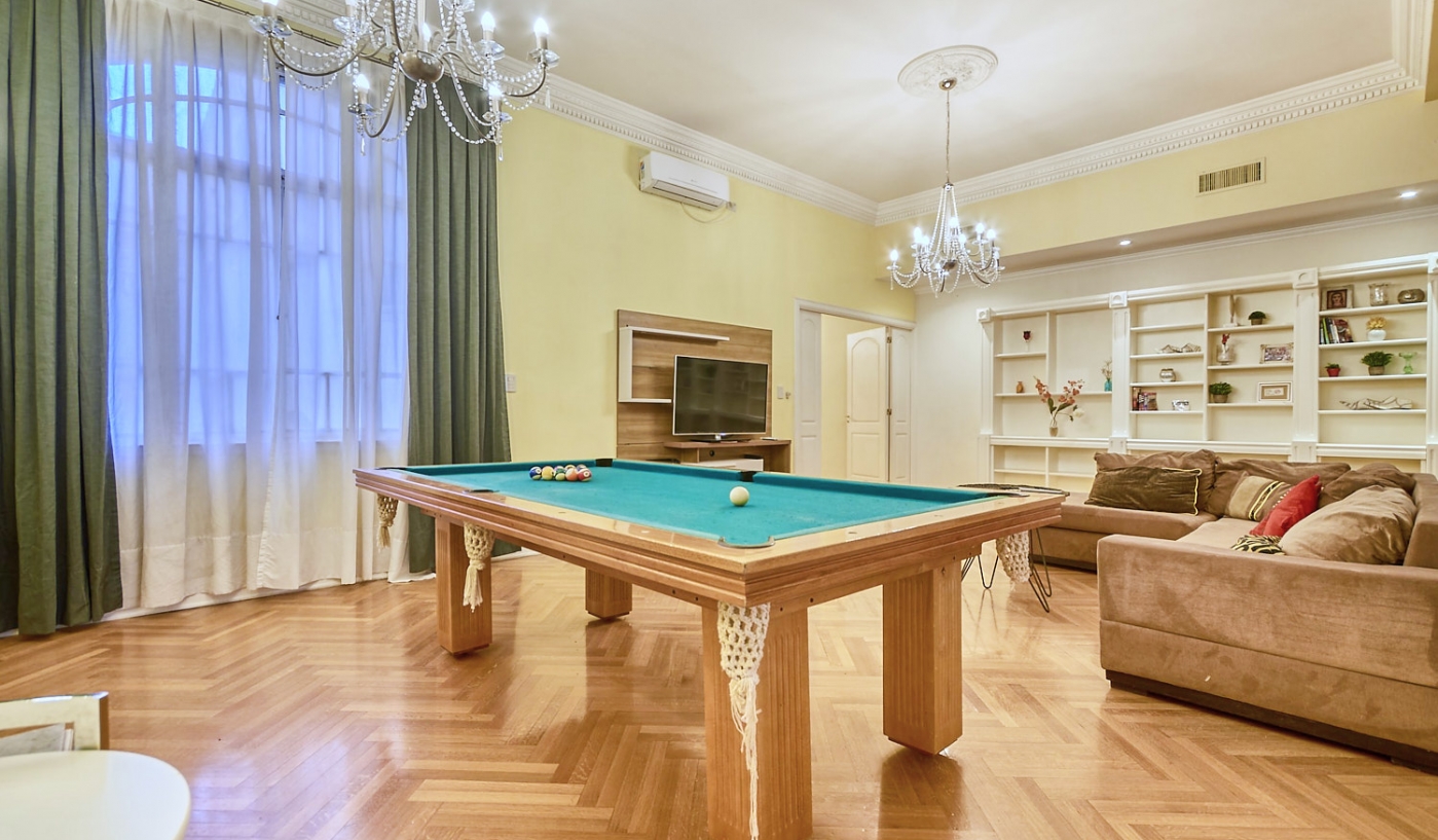 Impressive Five Bedroom Apartment in Chic Recoleta