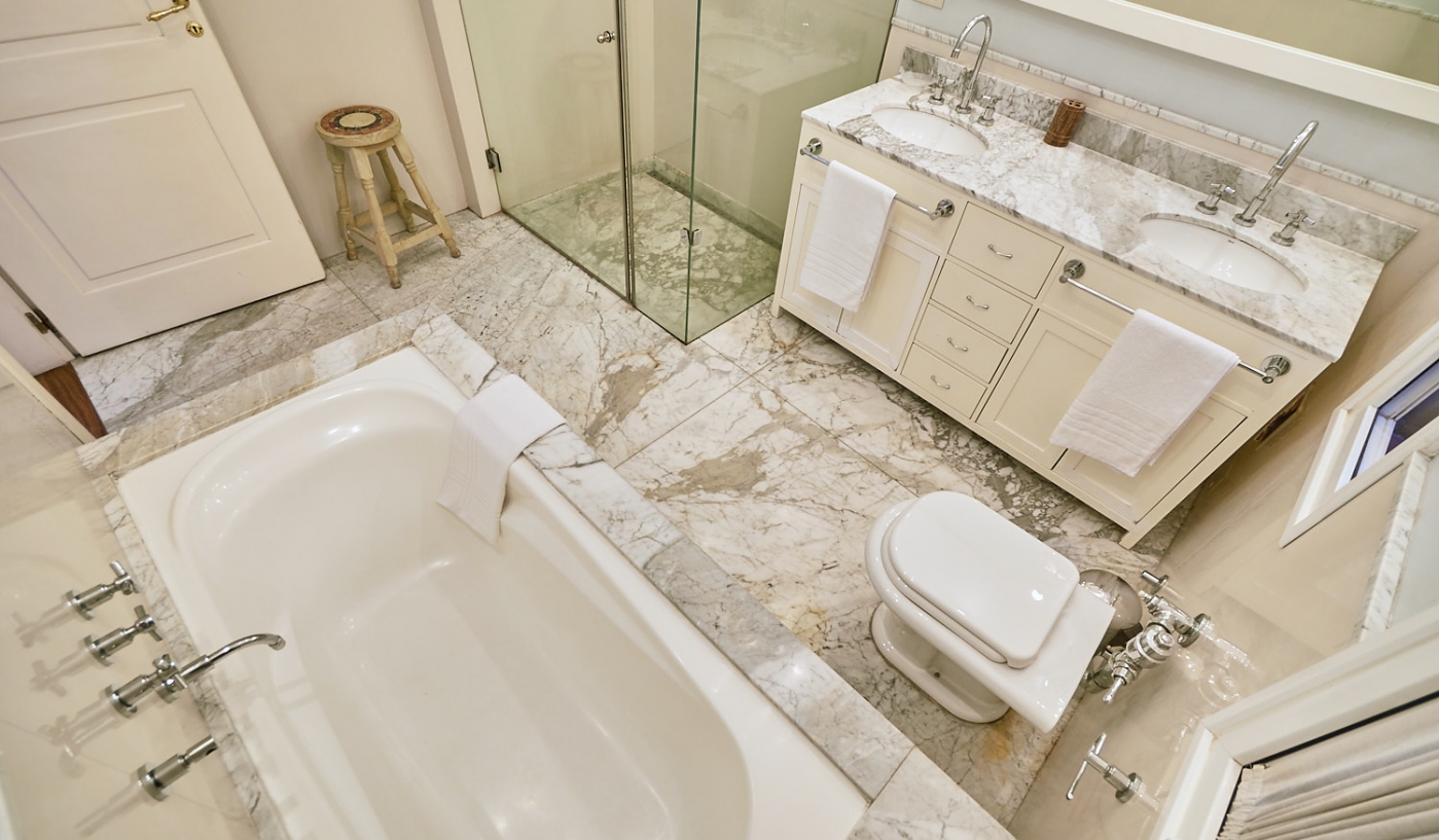 Impressive Five Bedroom Apartment in Chic Recoleta