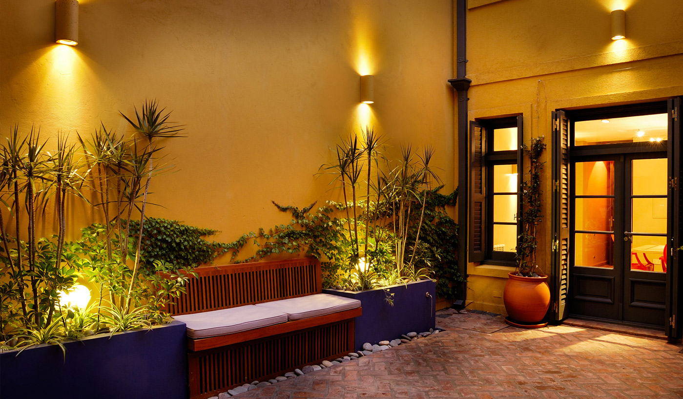 Majestic 3 Bedroom House with Private Courtyard and Pool