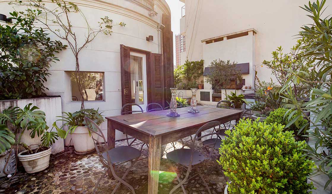 Breathtakingly Beautiful 4 Bedroom Retreat in Palermo Soho