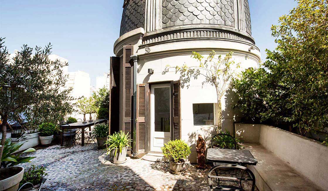 Breathtakingly Beautiful 4 Bedroom Retreat in Palermo Soho