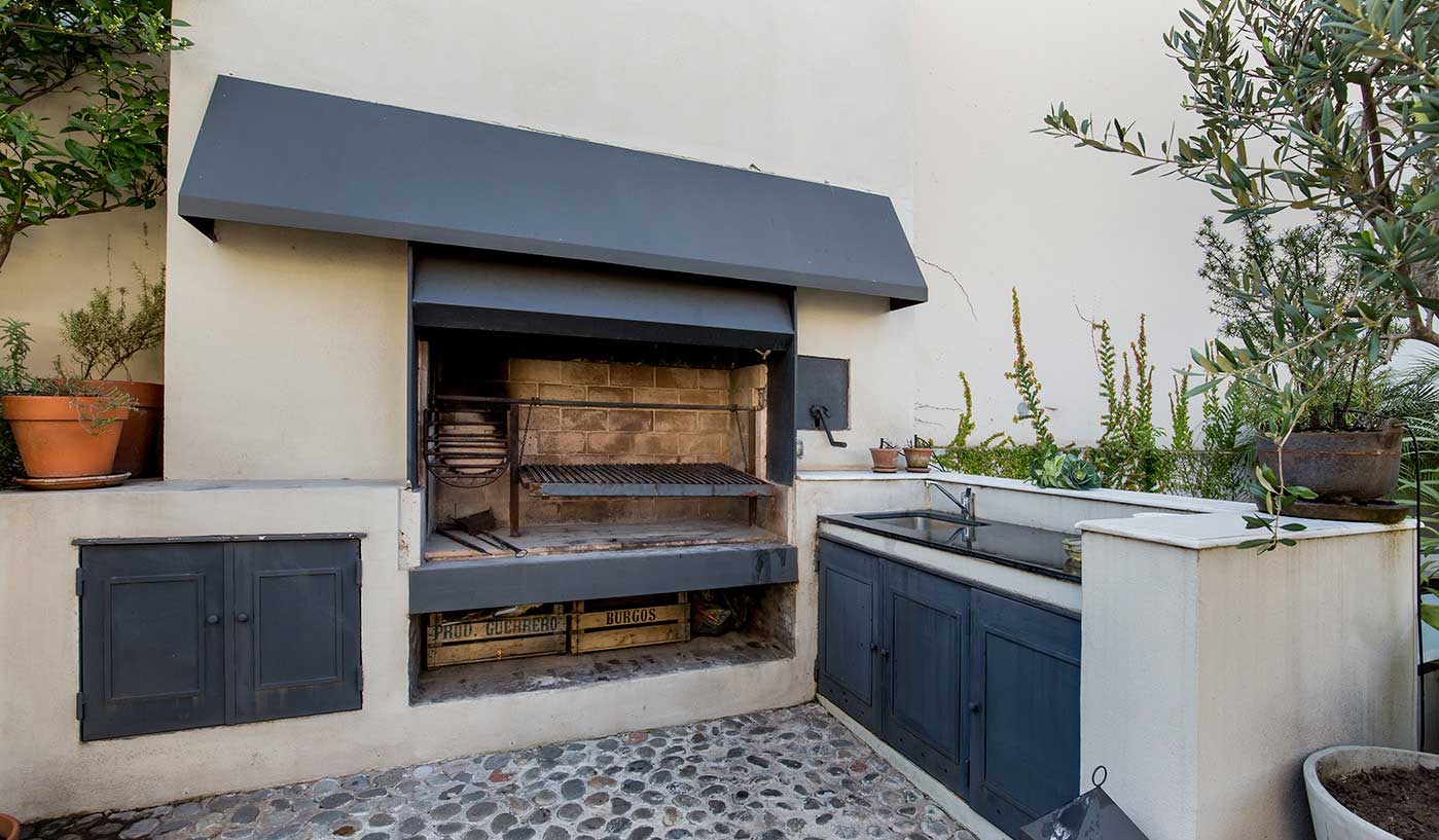 Breathtakingly Beautiful 4 Bedroom Retreat in Palermo Soho