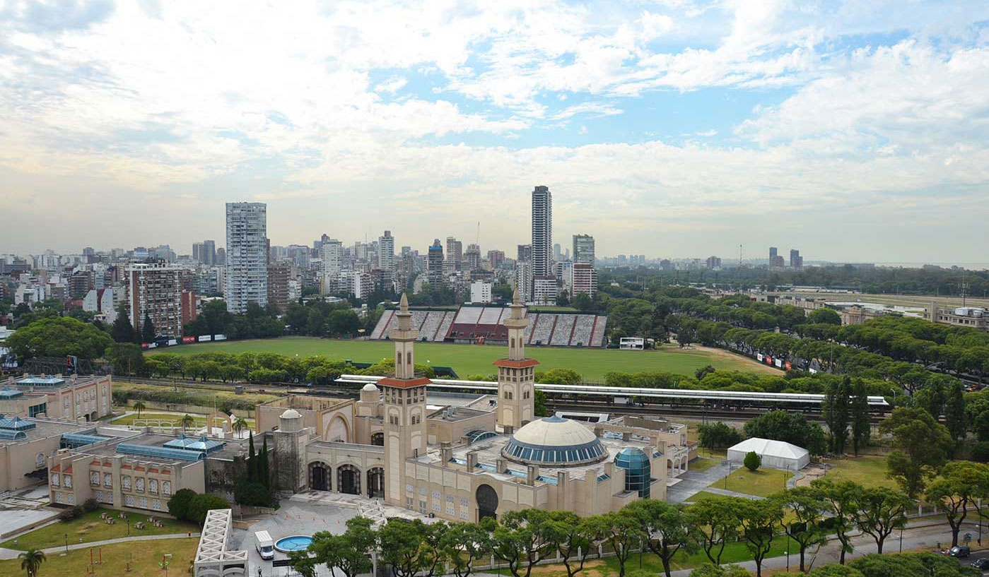 Funky Three Bedroom Penthouse with Private Terrace, BBQ and Pool